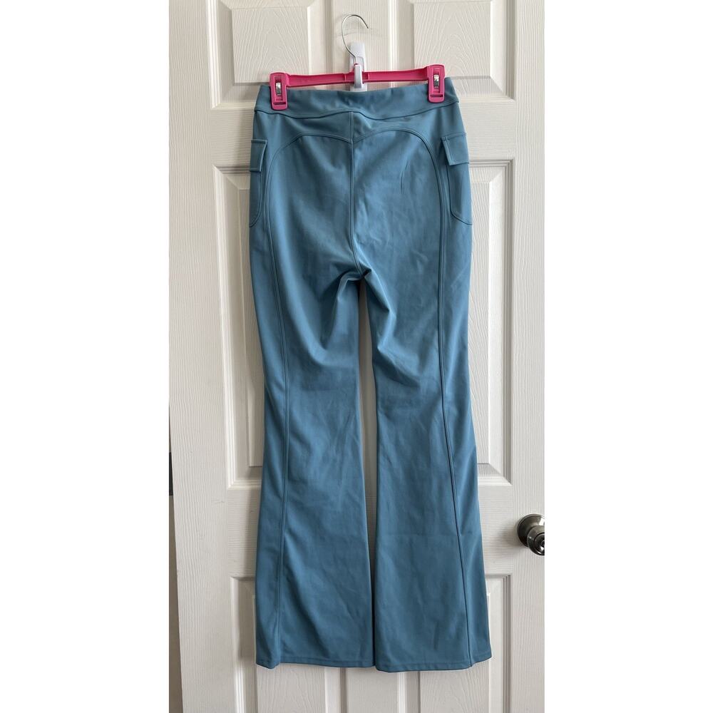 HALARA Blue Green Sculpt Knit Booty Boost High Waist Flare Pants Sz M NWT - Picture 3 of 11